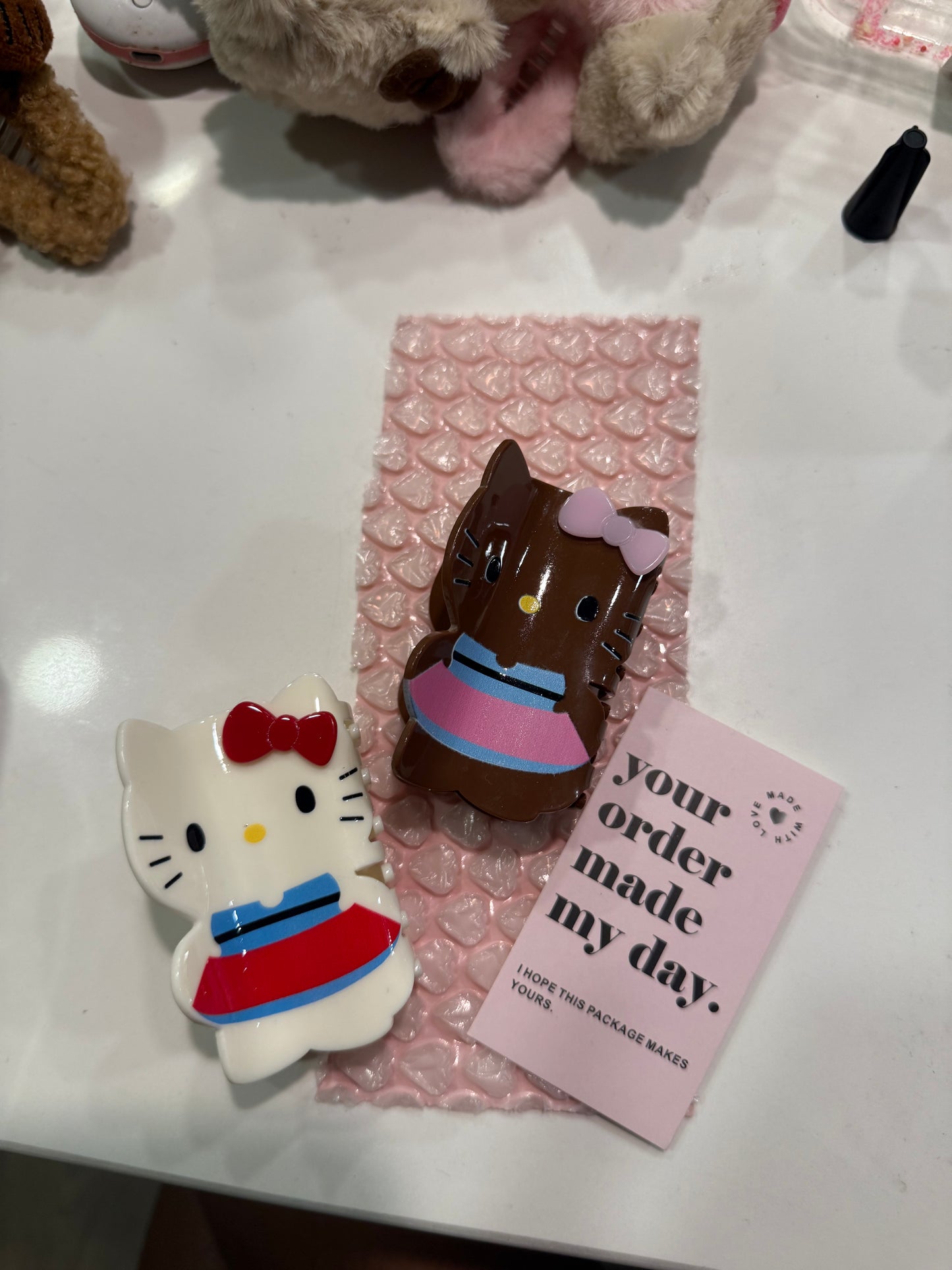 Hello Kitty Hair Clip- Hot Stuff